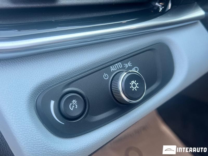 2019 Chevrolet Volt — Miniatură 18
