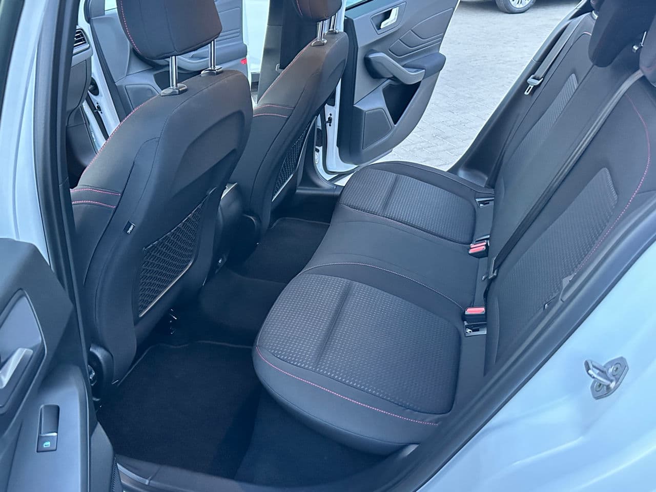 2019 Ford Focus — Miniatură 13