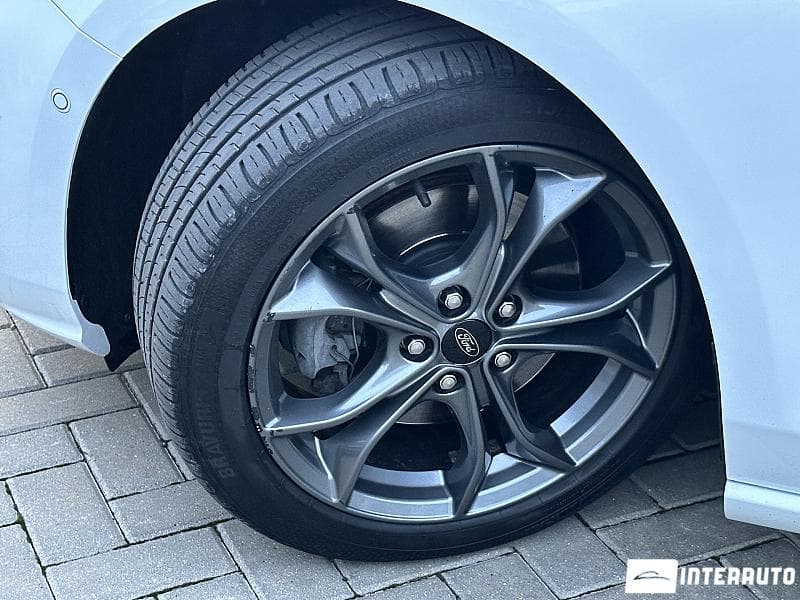 2019 Ford Focus — Miniatură 17