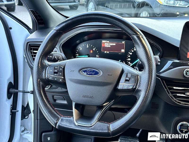 2019 Ford Focus — Miniatură 7