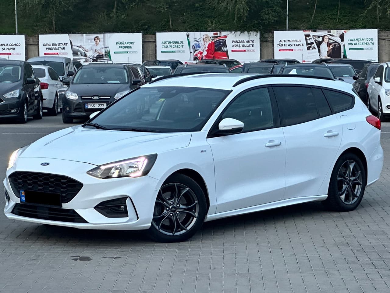 2019 Ford Focus — Miniatură 2