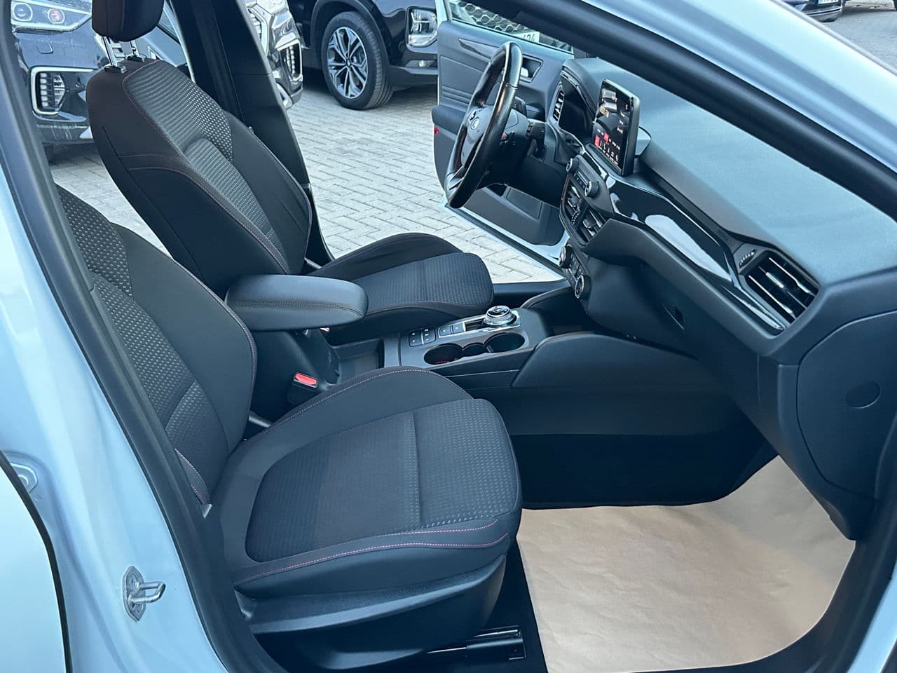 2019 Ford Focus — Miniatură 15