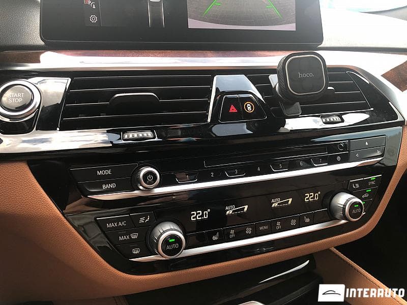 2018 BMW 530e — Miniatură 14