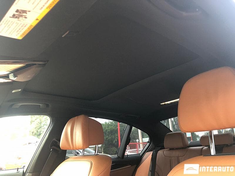 2018 BMW 530e — Miniatură 19