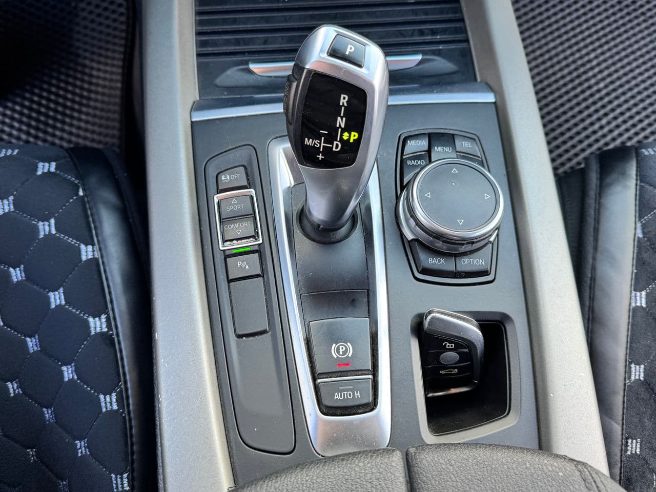 2014 BMW X5 2.5D — Miniatură 12