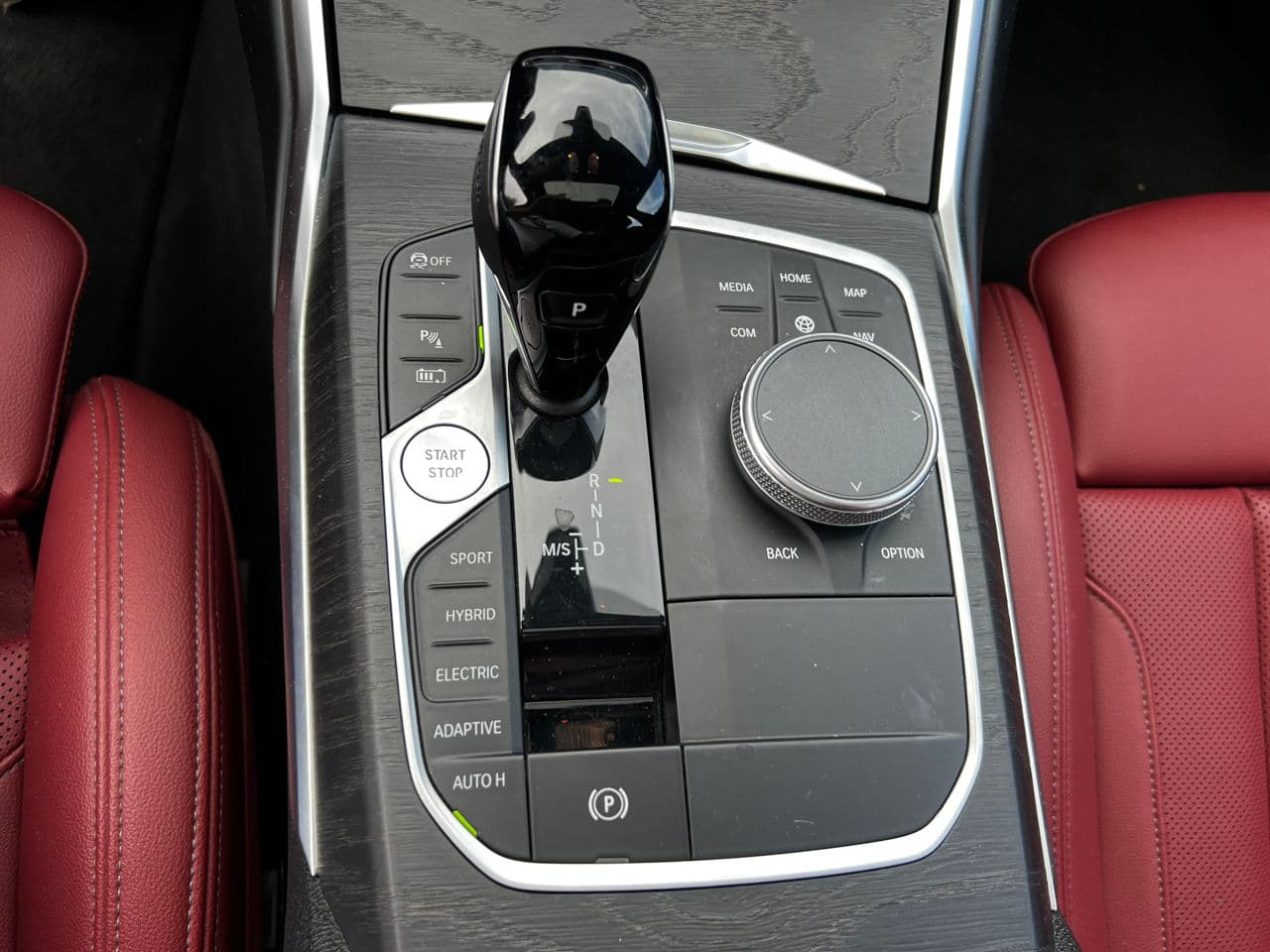 BMW 330E 2021 — Миниатюра 17