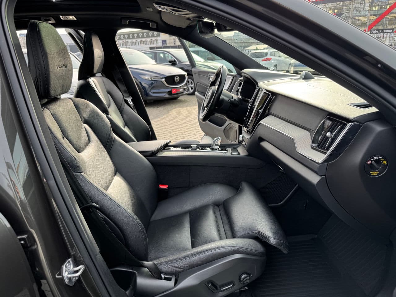 2019 Volvo XC 60 — Miniatură 16