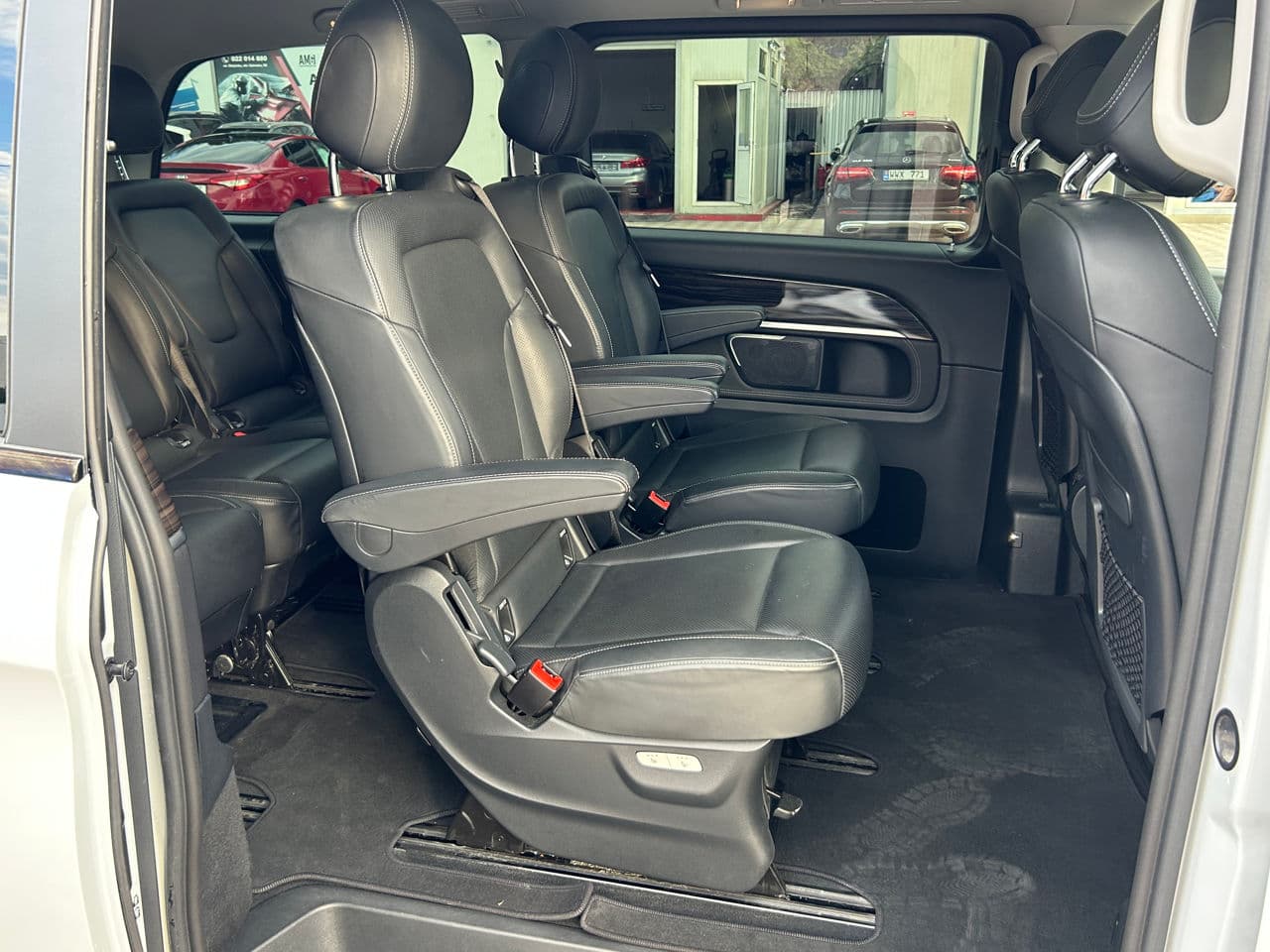 2019 Mercedes V 250 — Miniatură 14