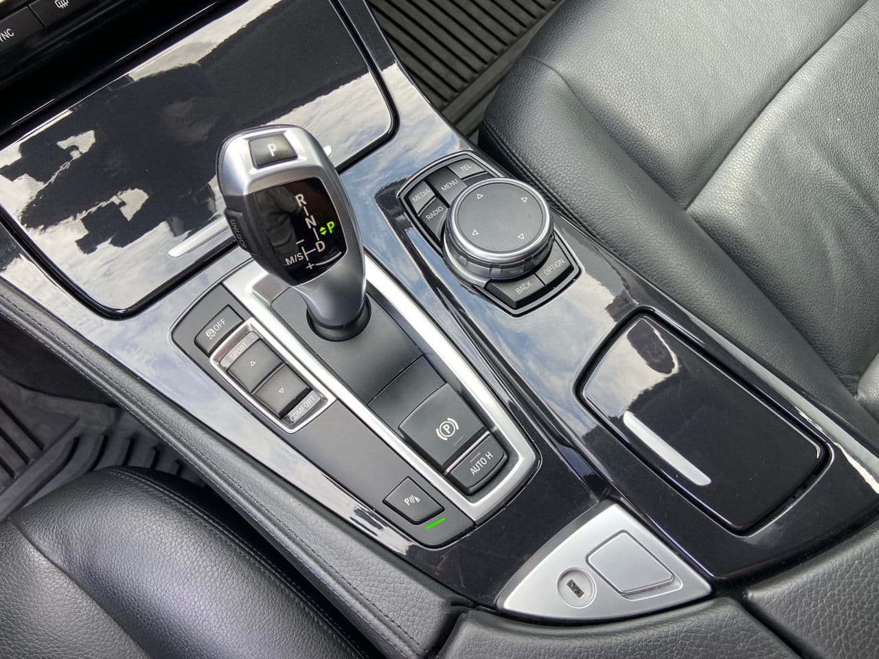 2014 BMW 520 — Miniatură 14