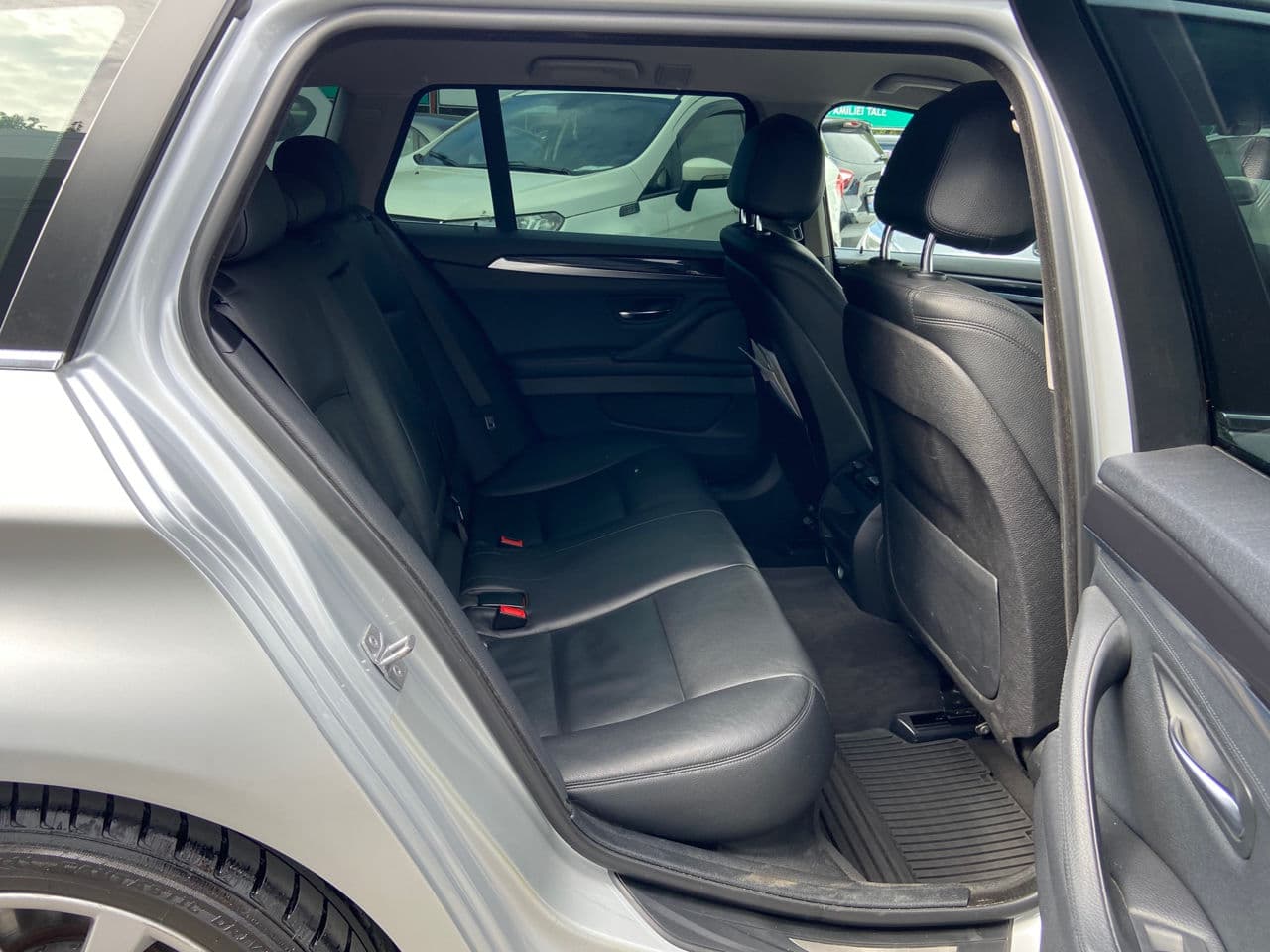 2014 BMW 520 — Miniatură 16