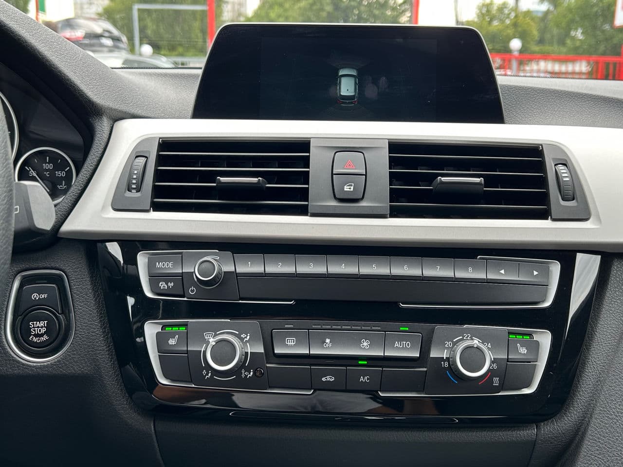 2018 BMW 316 — Miniatură 12