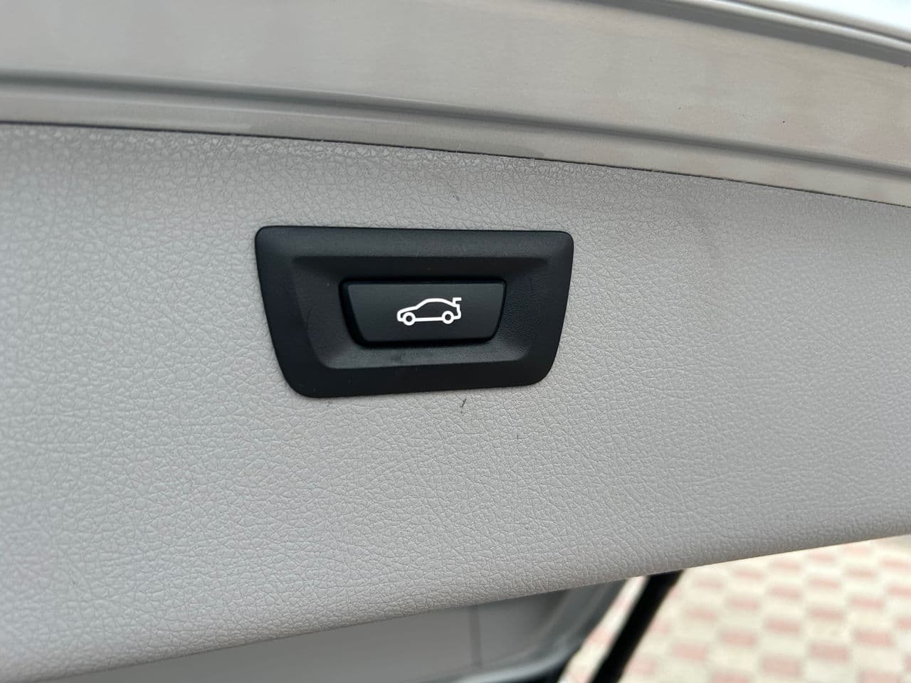 2018 BMW 316 — Miniatură 18