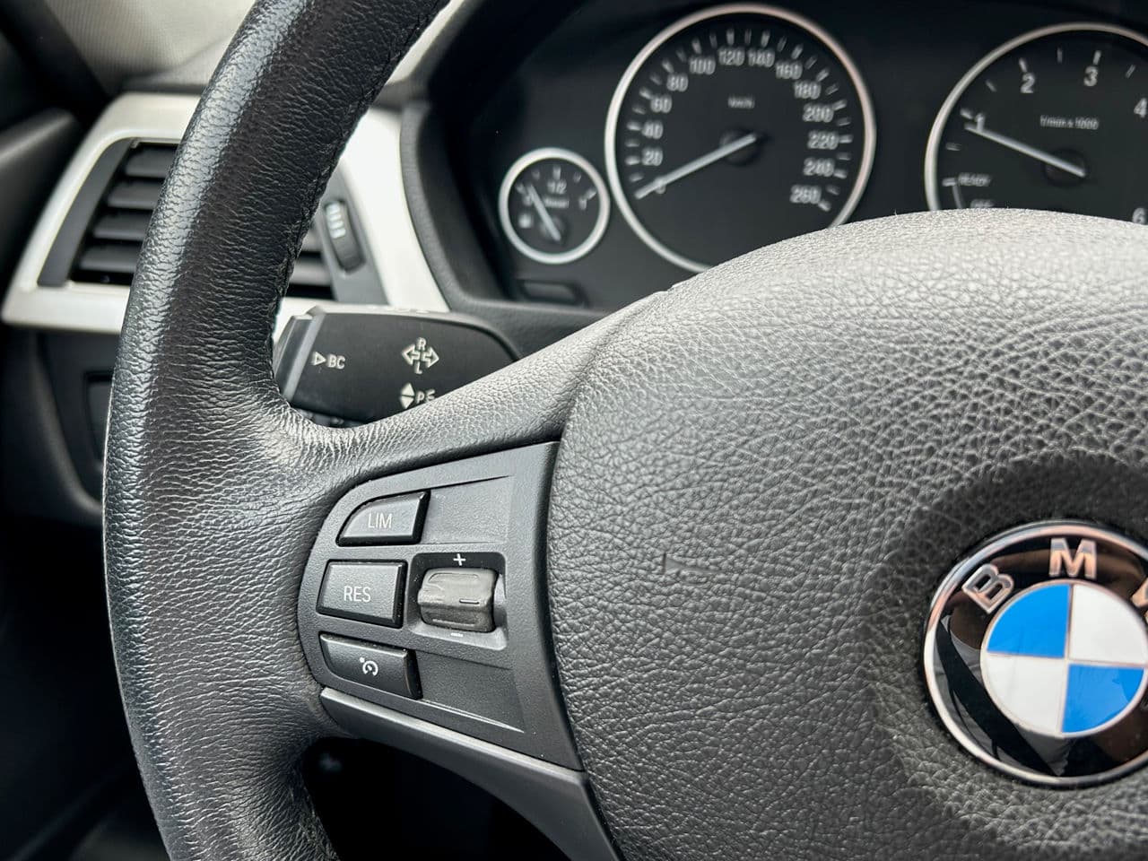 2018 BMW 316 — Miniatură 9