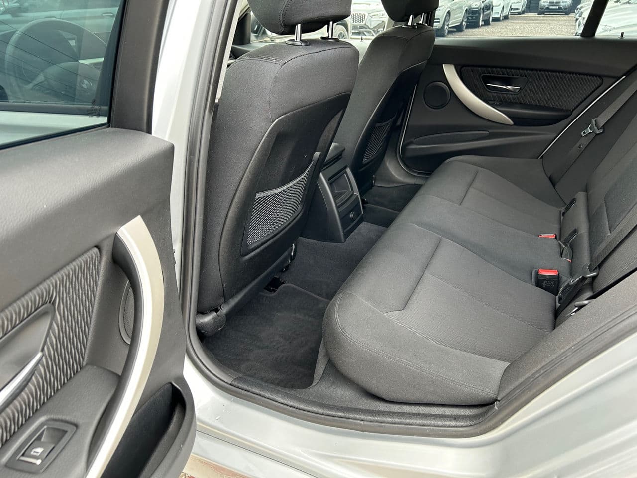 2018 BMW 316 — Miniatură 14