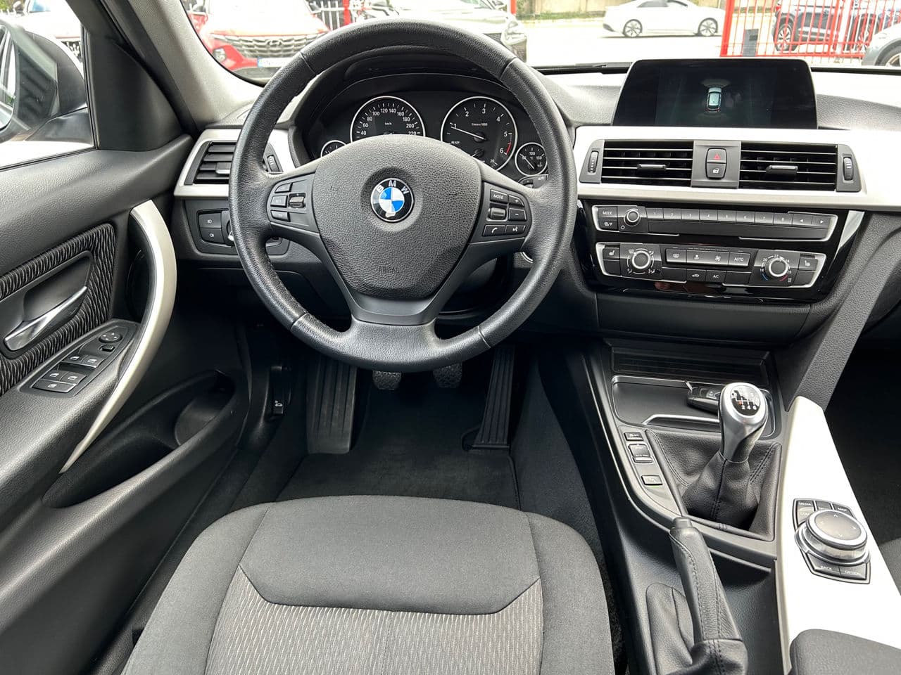 2018 BMW 316 — Miniatură 7