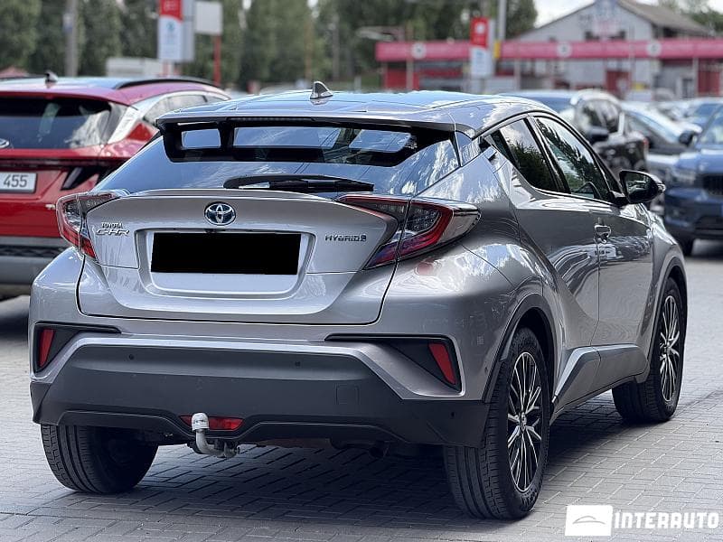 2017 Toyota C-HR — Miniatură 2