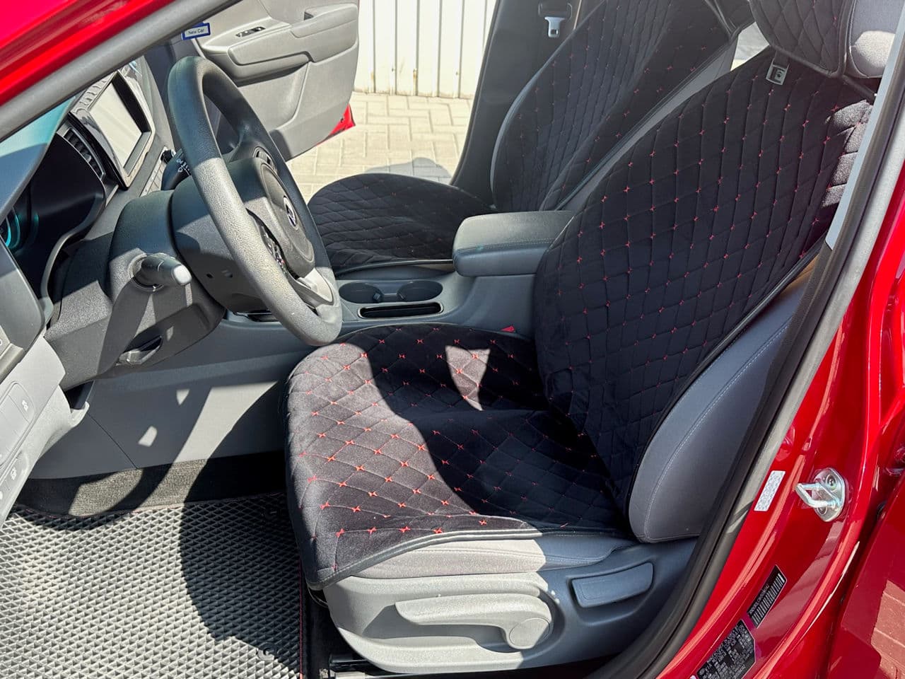 2017 Kia Niro — Miniatură 6
