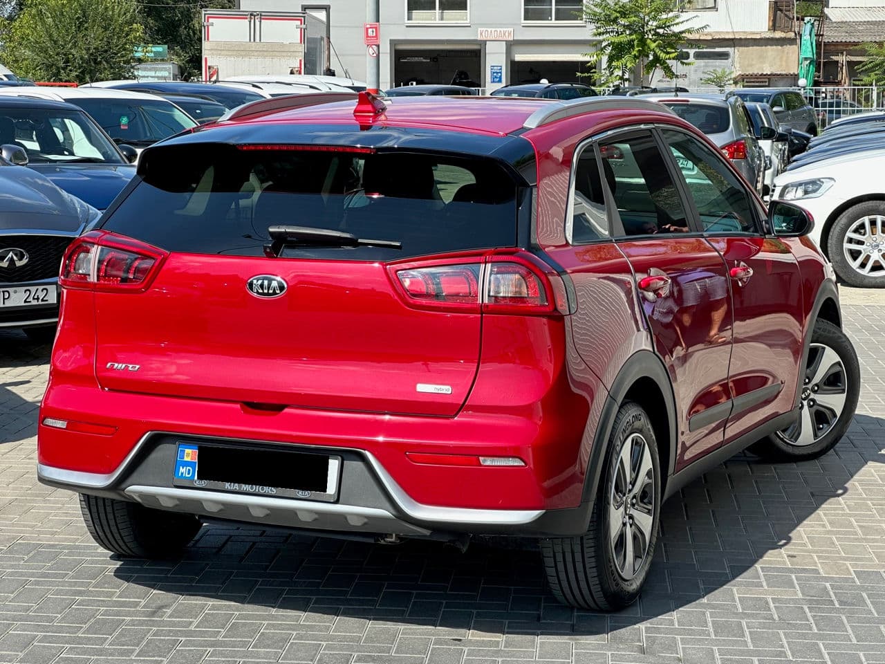 2017 Kia Niro — Miniatură 4