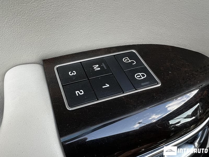 2013 Land Rover Range Rover Vogue — Miniatură 15