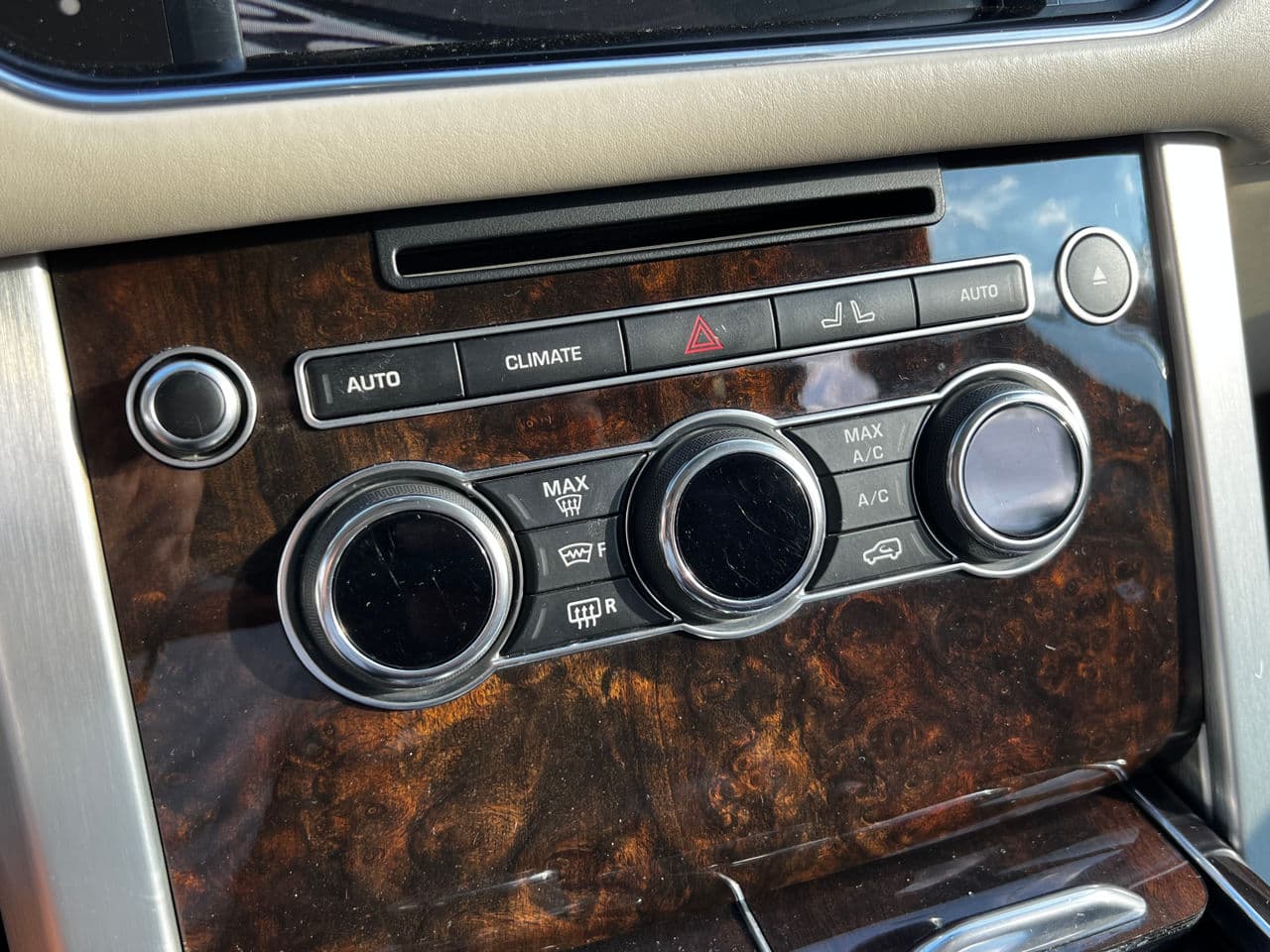 2013 Land Rover Range Rover Vogue — Miniatură 12