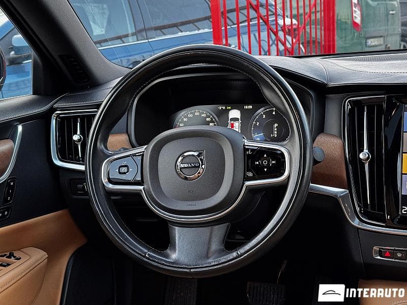 Volvo S 90 2016 — Миниатюра 8