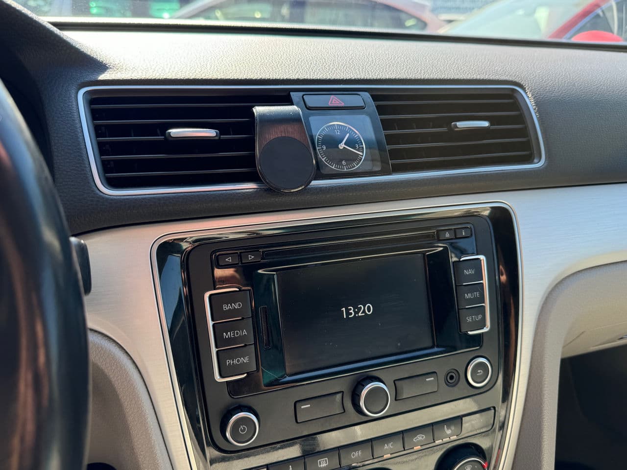 2012 Volkswagen Passat — Miniatură 12