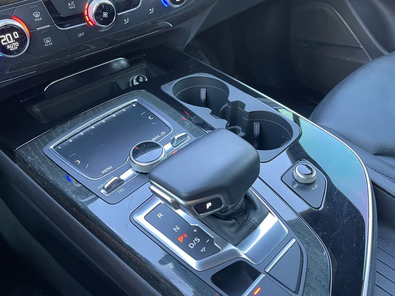2018 Audi Q7 — Miniatură 11