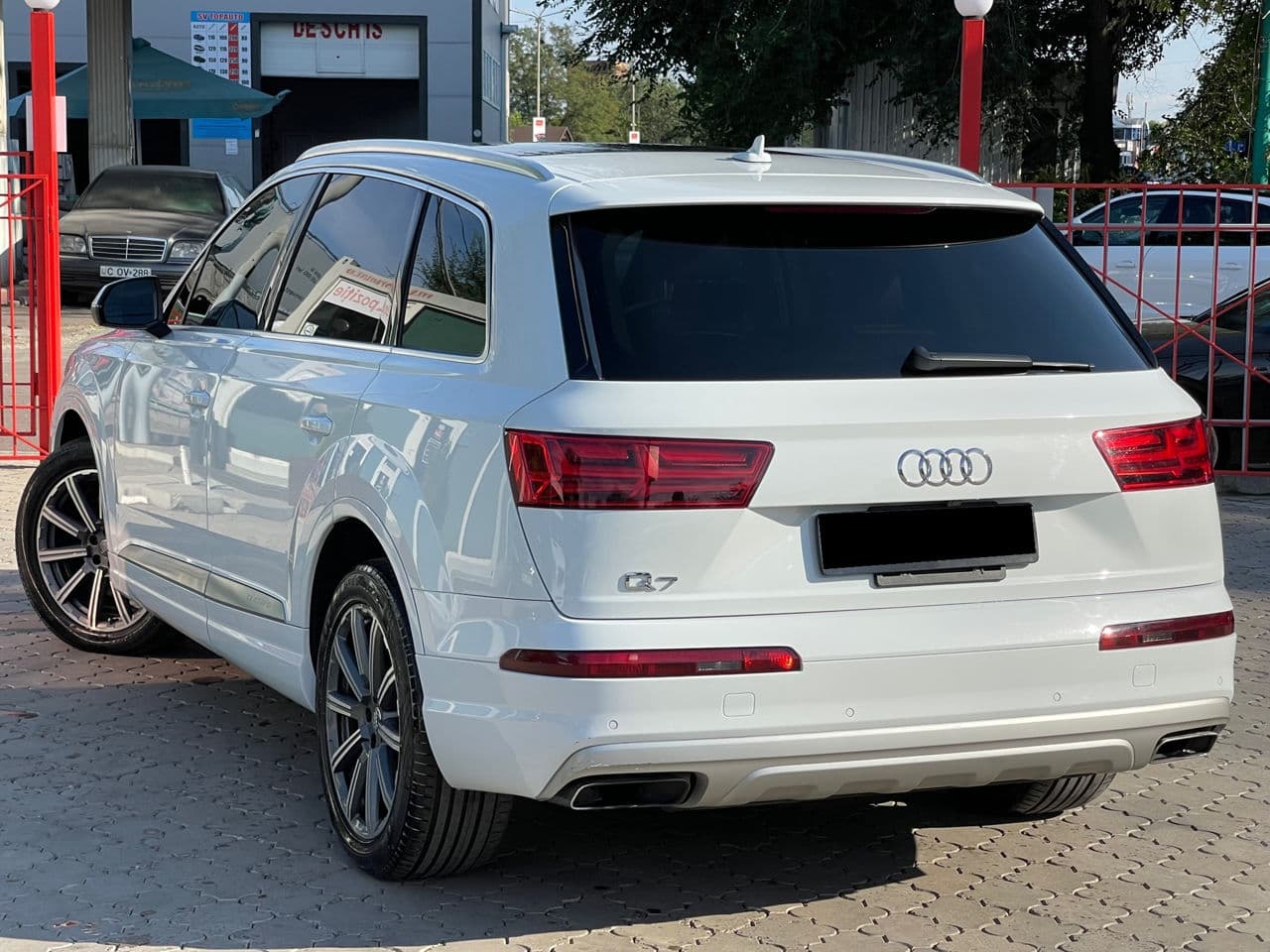 2018 Audi Q7 — Miniatură 2