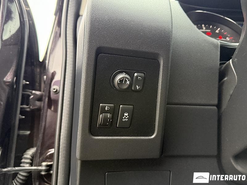 2011 Nissan Qashqai — Miniatură 18