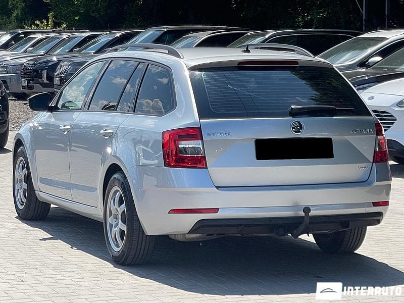 2017 Skoda Octavia — Miniatură 4