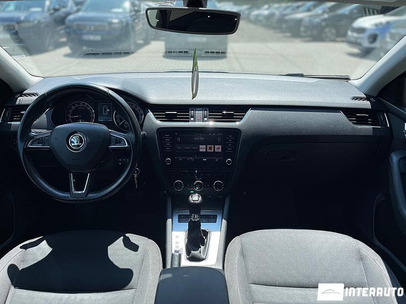 2017 Skoda Octavia — Miniatură 17