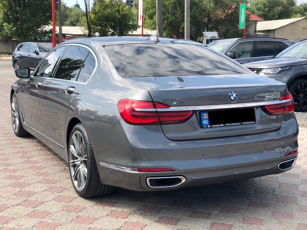 2016 BMW 740 — Miniatură 4
