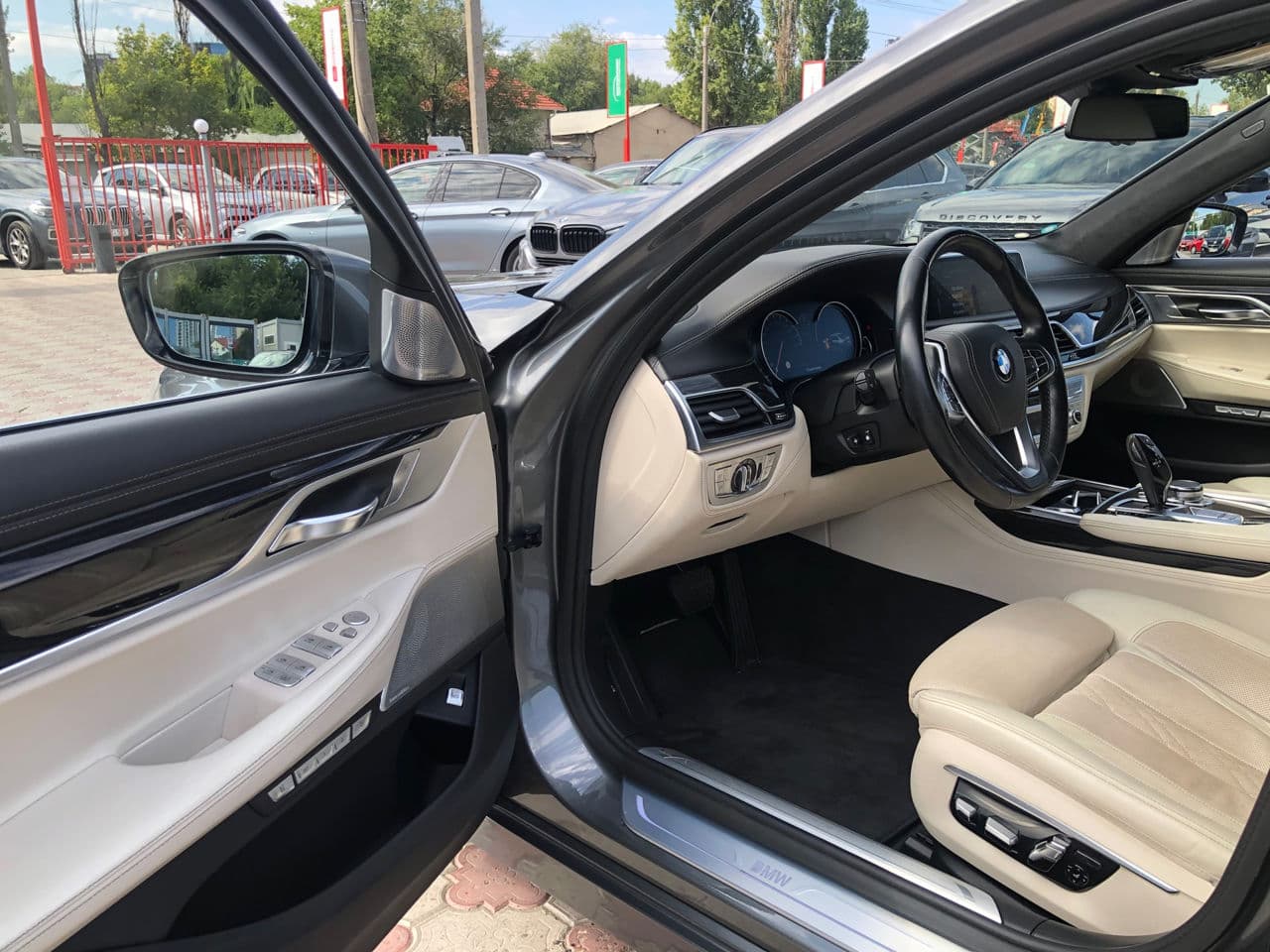 2016 BMW 740 — Miniatură 5
