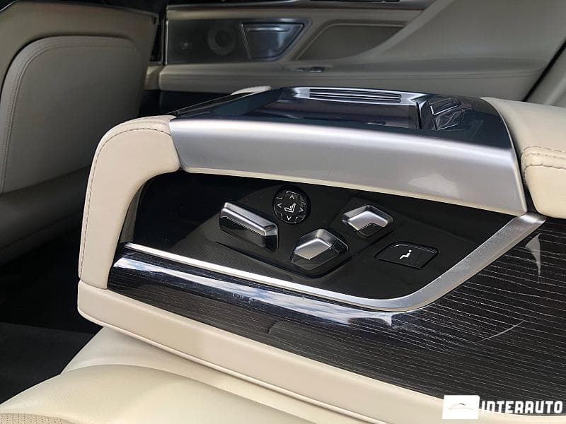 2016 BMW 740 — Miniatură 20