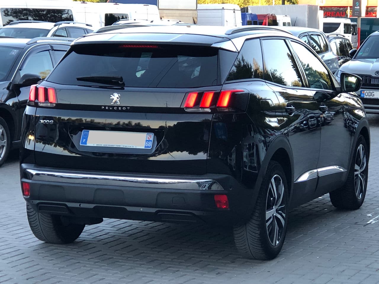 2019 Peugeot 3008 — Miniatură 2