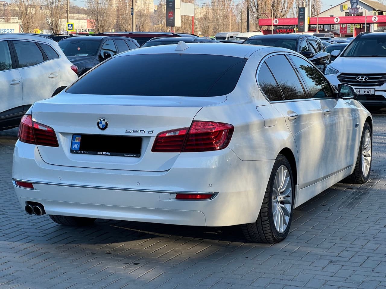 2015 BMW 520 — Miniatură 2