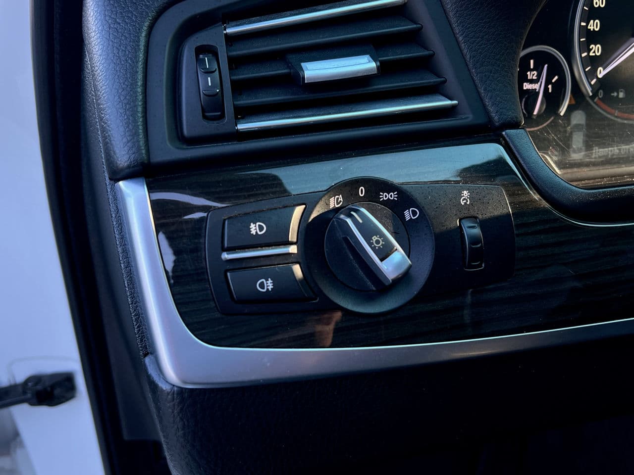2015 BMW 520 — Miniatură 8