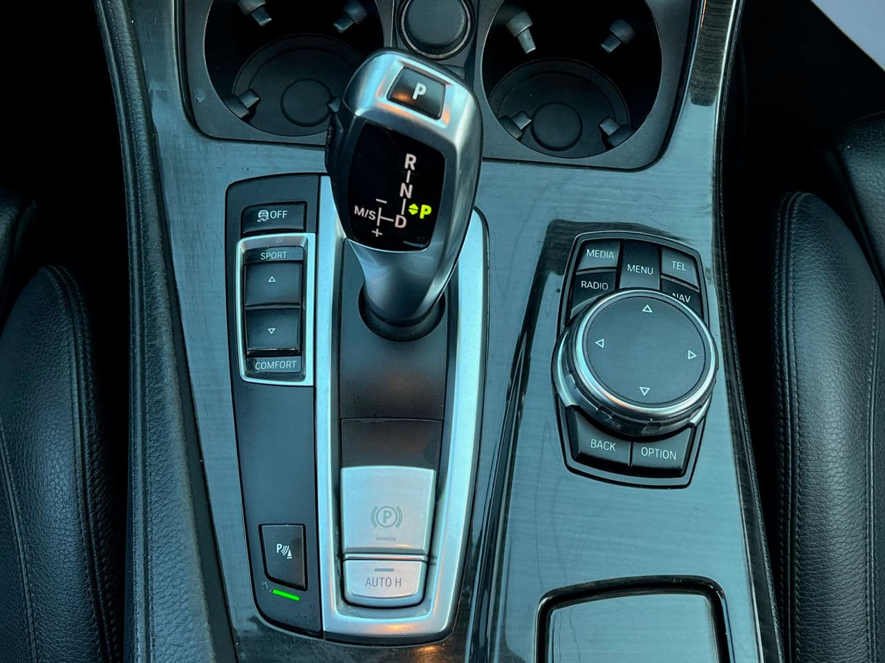 2015 BMW 520 — Miniatură 14