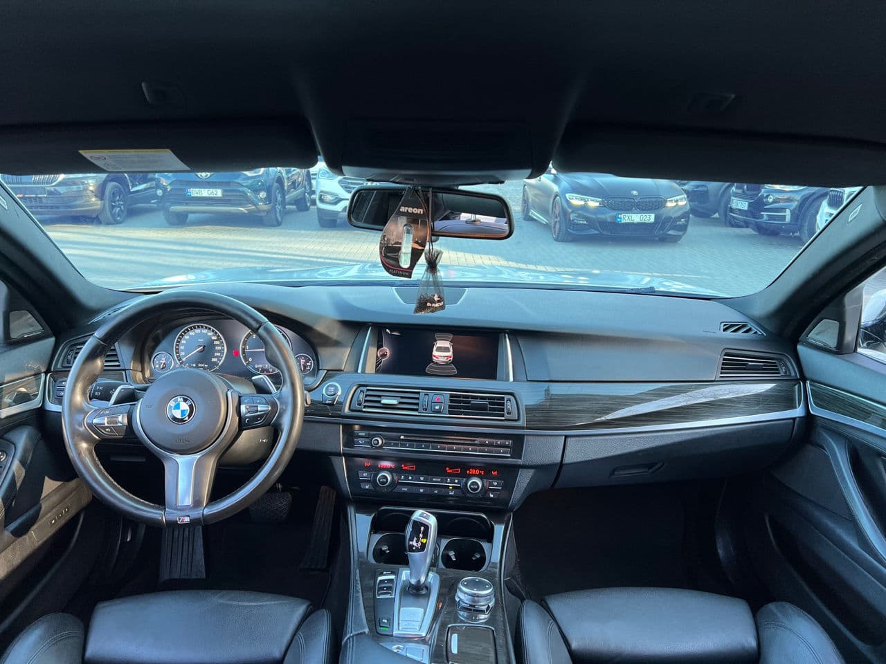 2015 BMW 520 — Miniatură 9