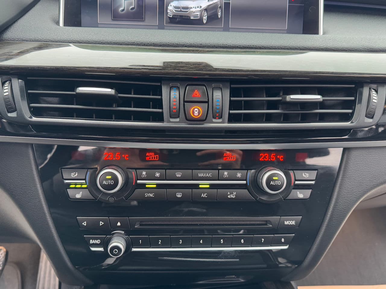 BMW X5 4.0e 2018 — Миниатюра 12