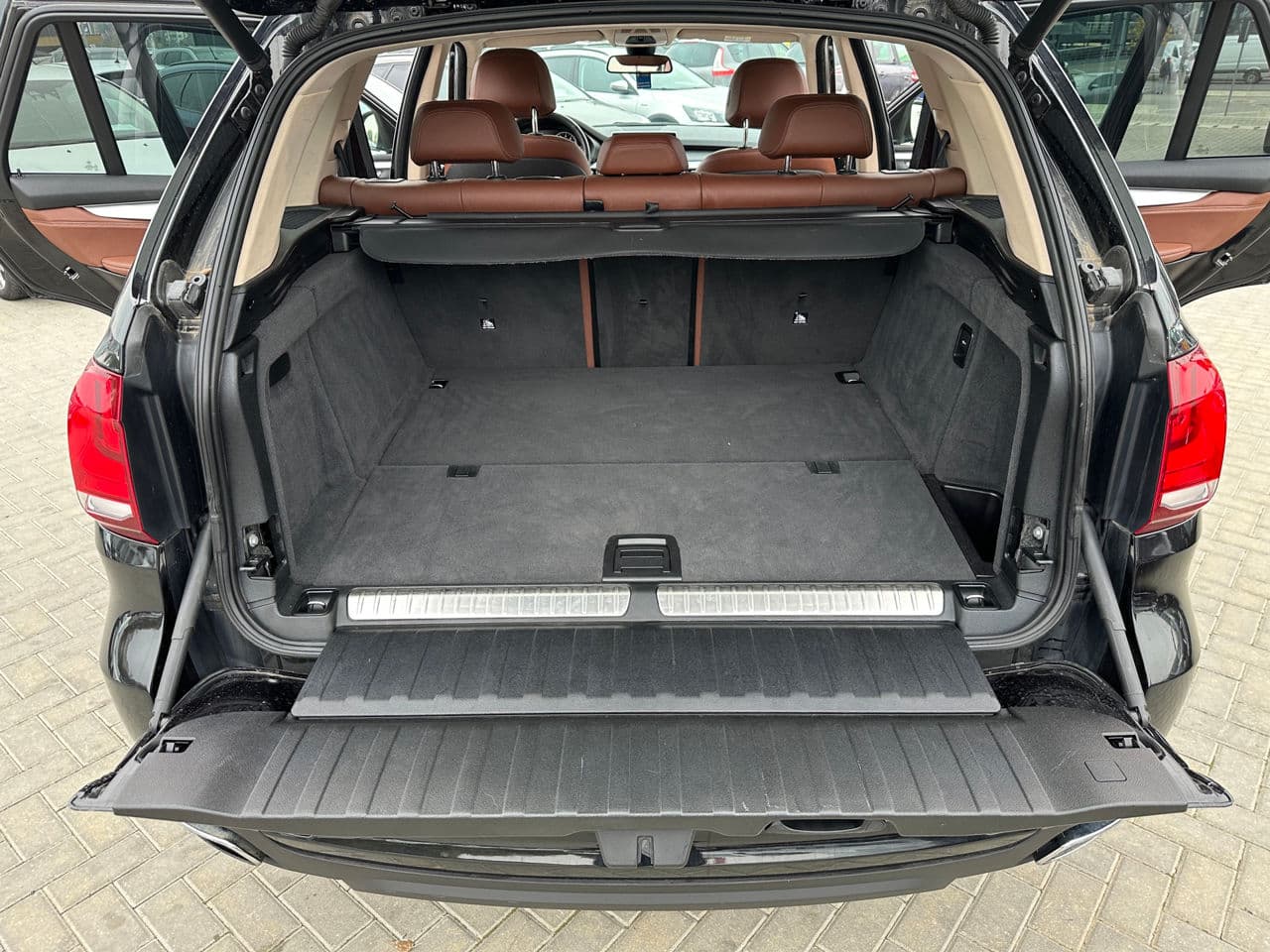 2017 BMW X5 4.0e — Miniatură 22