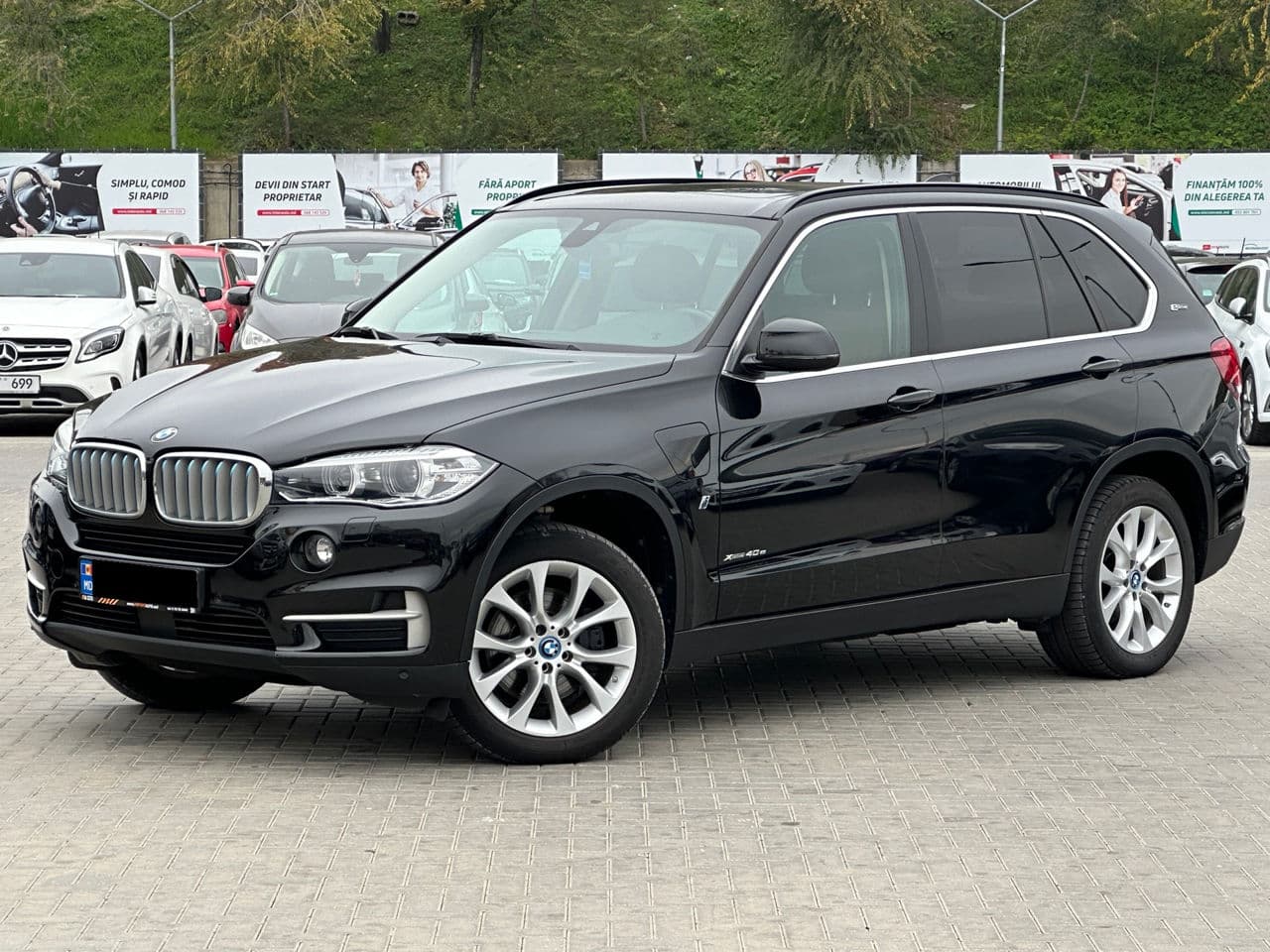 2017 BMW X5 4.0e — Miniatură 2