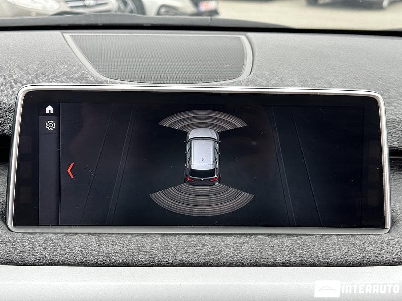 2017 BMW X5 4.0e — Miniatură 9