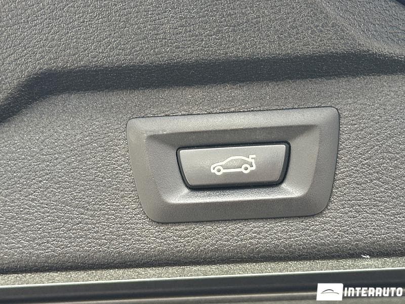 2017 BMW X5 4.0e — Miniatură 21