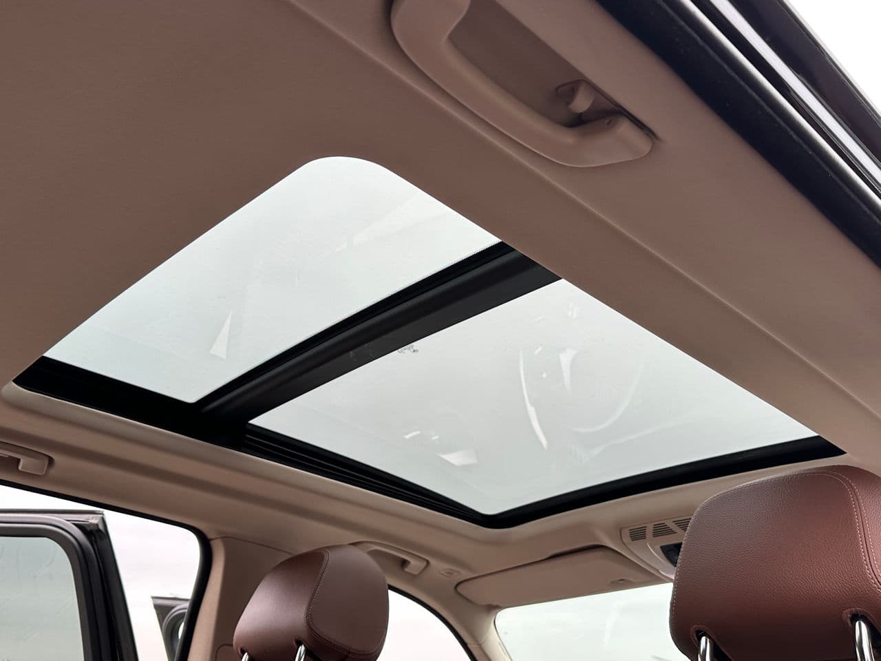2017 BMW X5 4.0e — Miniatură 13