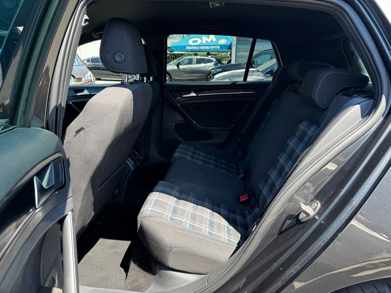 Volkswagen Golf GTE 2014 — Миниатюра 16
