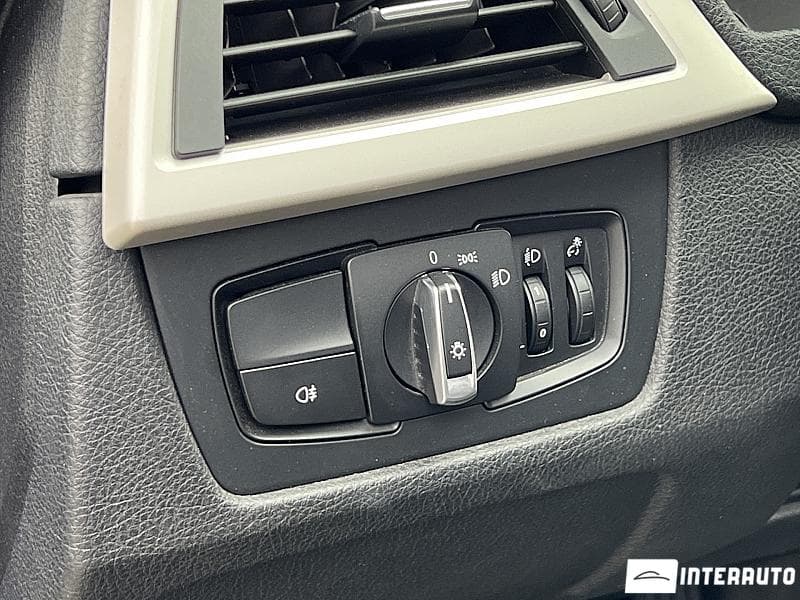 2013 BMW 316 — Miniatură 17