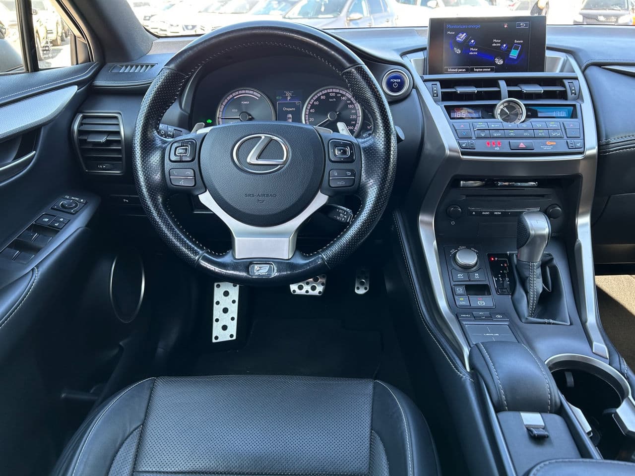 Lexus NX 300H 2018 — Миниатюра 8