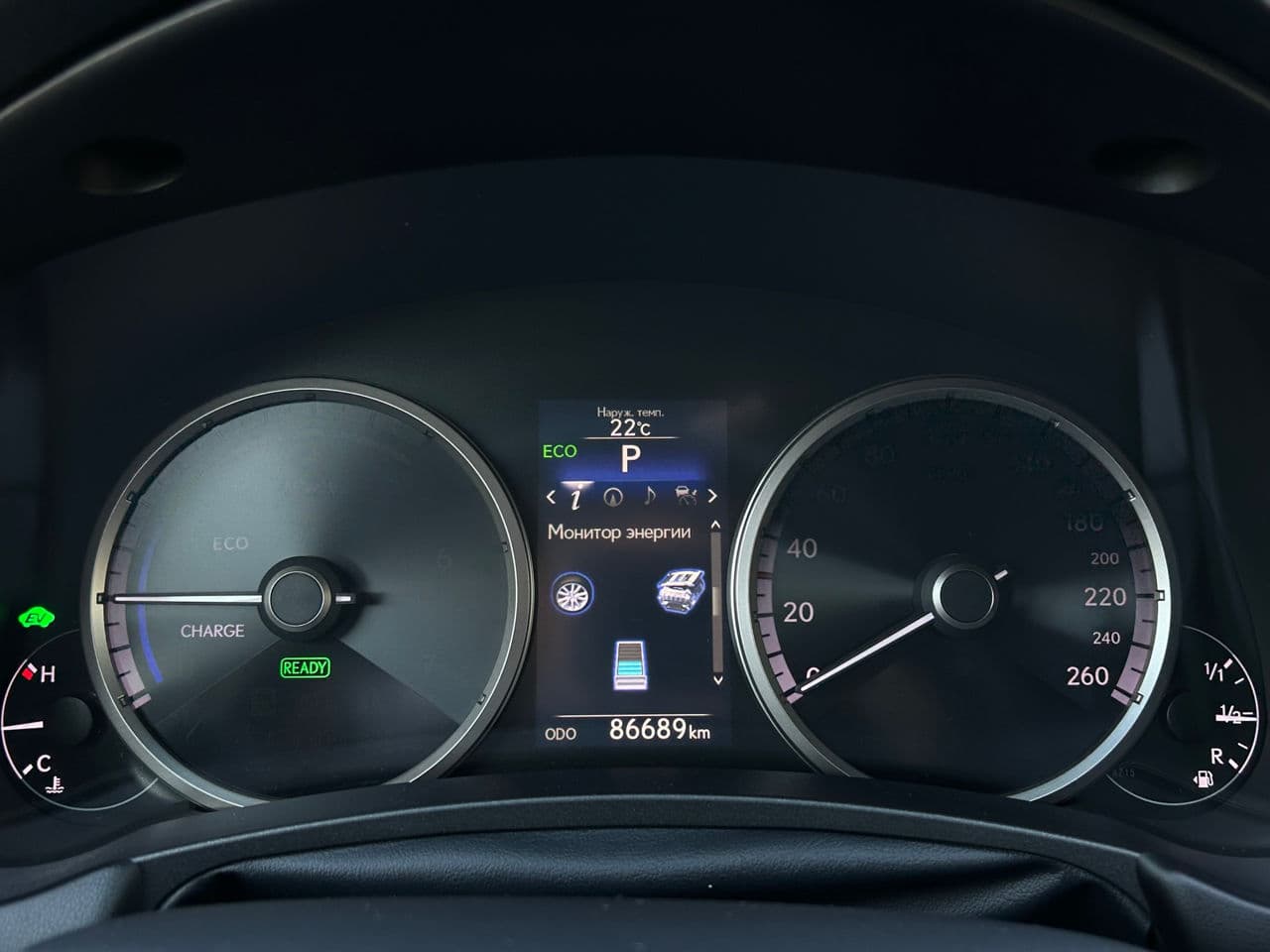 Lexus NX 300H 2018 — Миниатюра 12