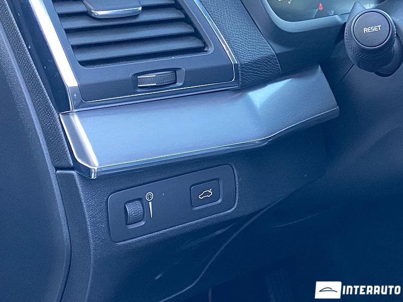 2016 Volvo XC 90 — Miniatură 9